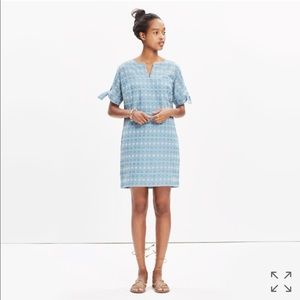 Madewell embroidered Tie-sleeve shift dress XS